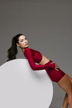 Cropped Gloss